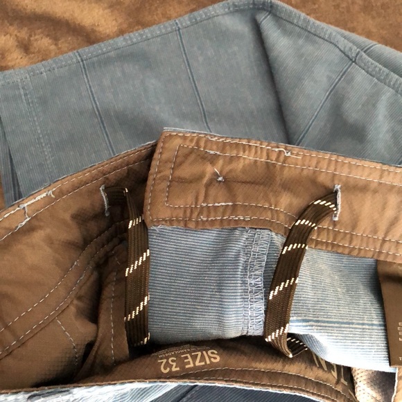 Men’s size 32 blue hang ten shorts - Picture 7 of 15